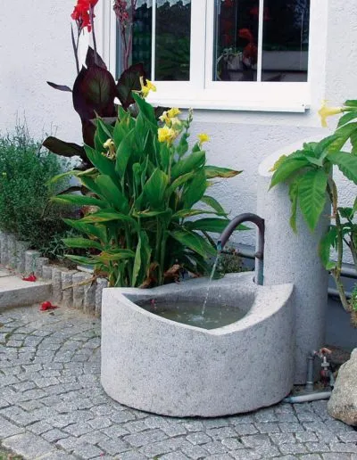 Futura Brunnen Granit – Produkt von Natursteine Dayan