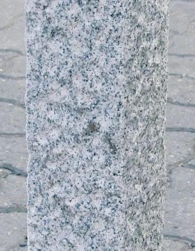 Granit Hellgrau Palisade 12/12cm – Produkt von Natursteine Dayan